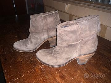 Stivaletti in vero cuoio misura 36