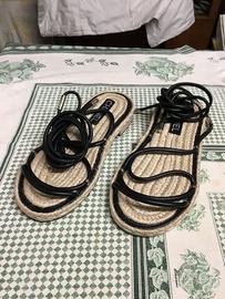 Sandalo Chanel chiusura con lacci