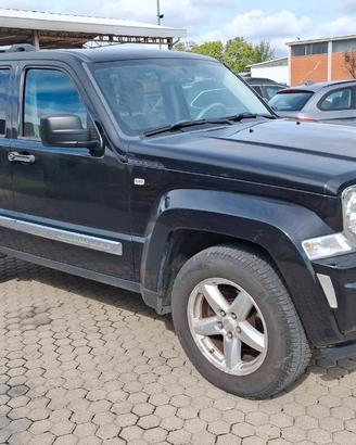 Jeep Cherokee 2.8 crd Limited dpf