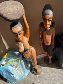 Statue africane in legno