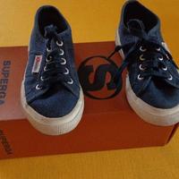 Scarpe superga