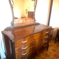 Casettiera antica in legno