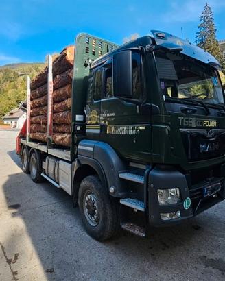 Man TGS 33.500 6X6 TRASPORTO LEGNAME
