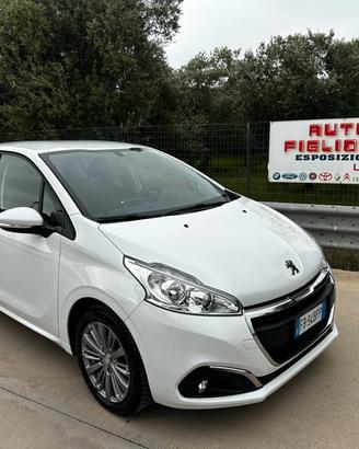 Peugeot 208 1.2 benzina 82 cv 2016