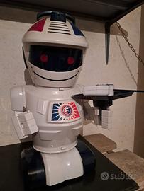 Robot Emiglio