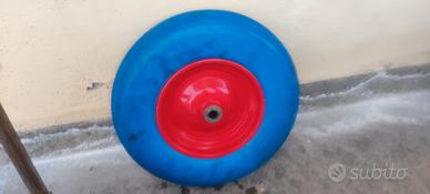 Ruota piena per cariola antiforatura