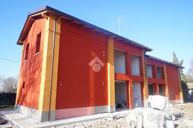 PORZIONE DI BIFAMILIARE A MODENA