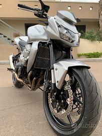 KAWASAKI Z750 2007 SEMINUOVA
