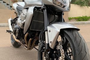 KAWASAKI Z750 2007 SEMINUOVA