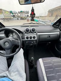 Automobile a due posti 50