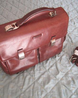 BORSA-CARTELLA-UFFICIO PIQUADRO-BLU-SQUARE-PELLE