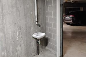 Ampio Box doppio zona tribunale