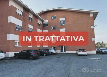 4 LOCALI A RIVALTA DI TORINO