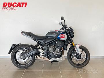 Triumph Trident 660 Triple Tribute