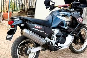 Honda africa twin RD07 XRV
