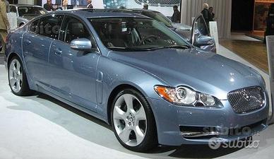 Parabrezza/Windscreen Jaguar XF (dal 2008)