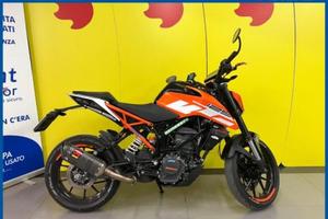 KTM 125 Duke Garantita e Finanziabile