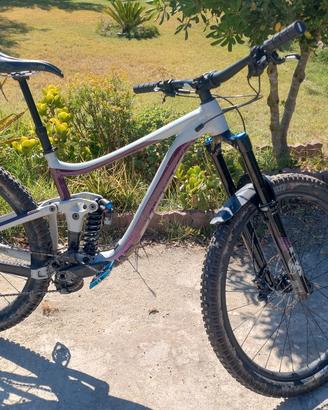 Giant Reign sx 29 M