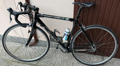 Bicicletta da corsa SCOTT top di gamma