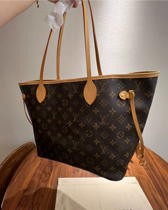 Louis Vuitton Neverfull Media
