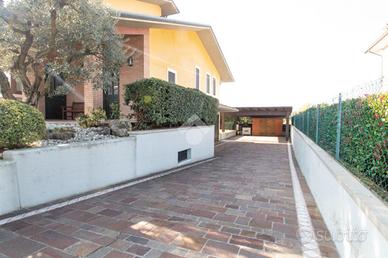 PORZIONE DI BIFAMILIARE A CALDOGNO