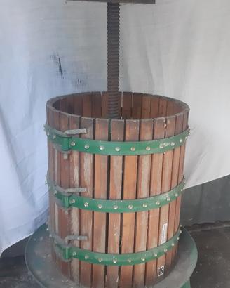 Attrezzatura per vino