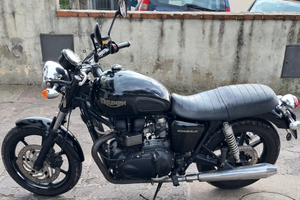 Triumph Bonneville 986