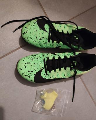 scarpe chiodate atletica 