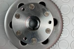 VOLANO MAGNETE APRILIA RS 125 1999 2005 RS125 2000