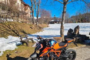 Ktm superduke 1290r 2021 super accessoriata 