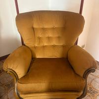 Divano 3 posti e 2 poltrone