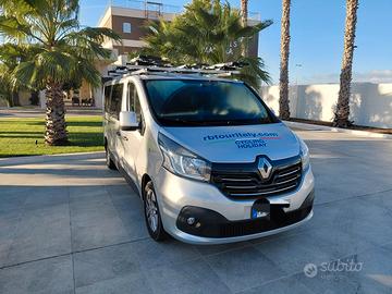 renault trafic 9 posti passo lungo