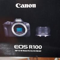Canon Eos R100