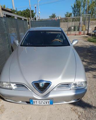 Alfa Romeo 166 TD in perfette condizioni 2.500 €