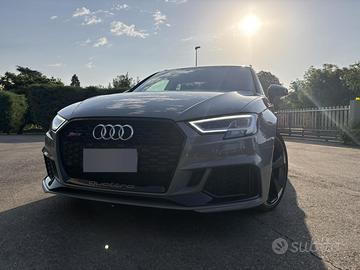 AUDI RS3