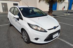 Ford Fiesta 1.2 16v 5p.Titanium - neopatentati 