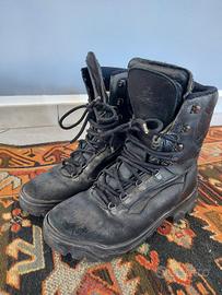 scarponi Crispi anfibi 