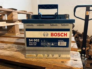 BATTERIA AUTO BOSCH