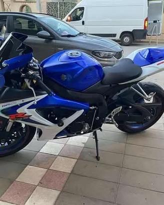Suzuki GSX R 600 anno 2006