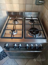 Cucina con Forno Elettrico