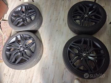 Range Rover cerchi 22"