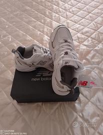 Sneakers bianche running -imitazione new balance