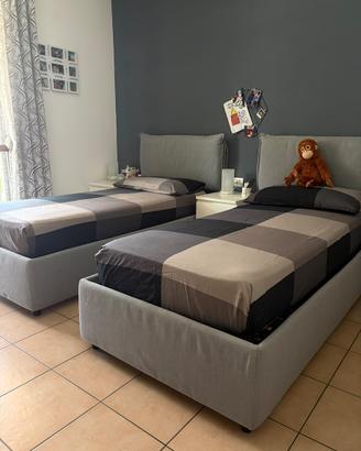 Letti singoli Ikea, compresi di materasso.