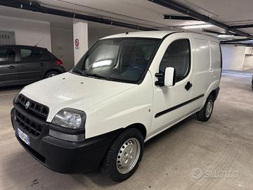 Fiat Doblo 1.9 JTD cat Cargo Lamierato SX