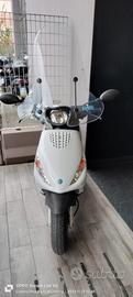 Piaggio Zip 50 4 T