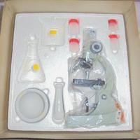 scatola piccolo chimico vintage microscopio