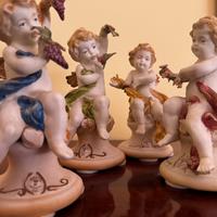 Puttini in porcellana di Capodimonte