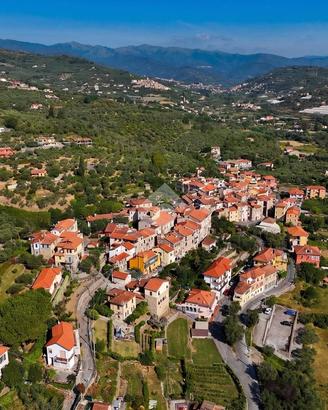 RUSTICO A IMPERIA