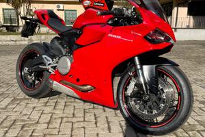 Ducati Panigale 899