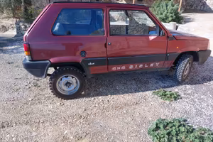 Fiat Panda 4x4 Sisley 4x4  – Carrozzeria rifatta